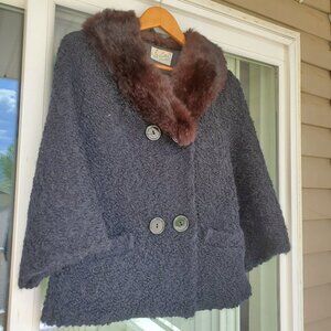 Black Vintage Boucle Jacket with Fur Collar